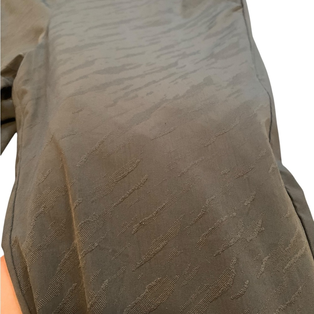 Athleta Brooklyn Textured Joggers size 10 - Picture 5 of 5